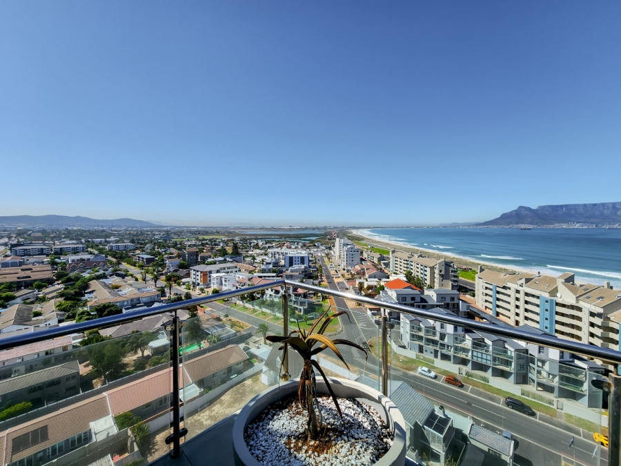 4 Bedroom Property for Sale in Waves Edge Western Cape
